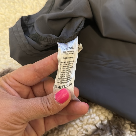 Eddie Bauer button up - Picture 3 of 3